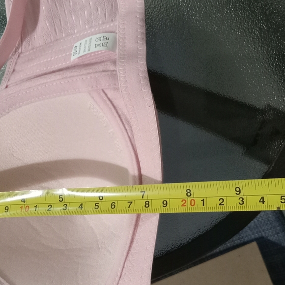 Cute new without tag pink bra. - Picture 7 of 10